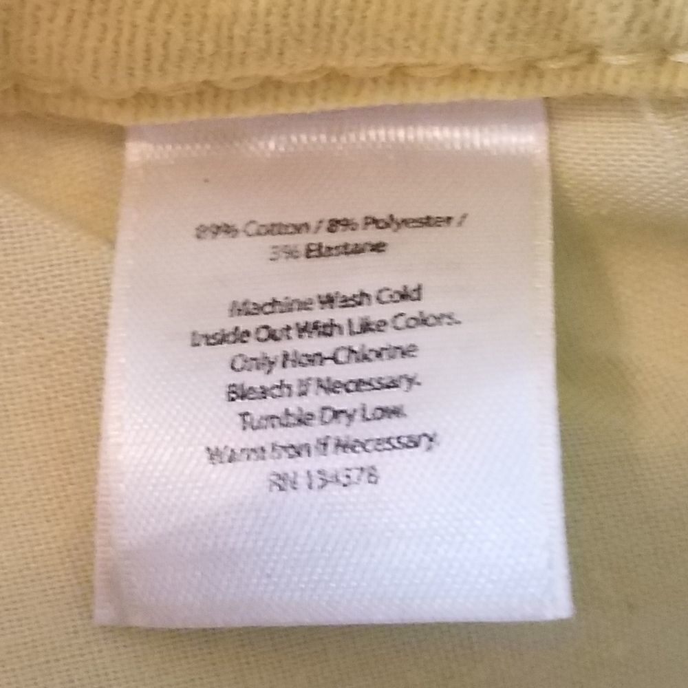 Vineyard Vines Yellow Denim Shorts 00 - Picture 8 of 8